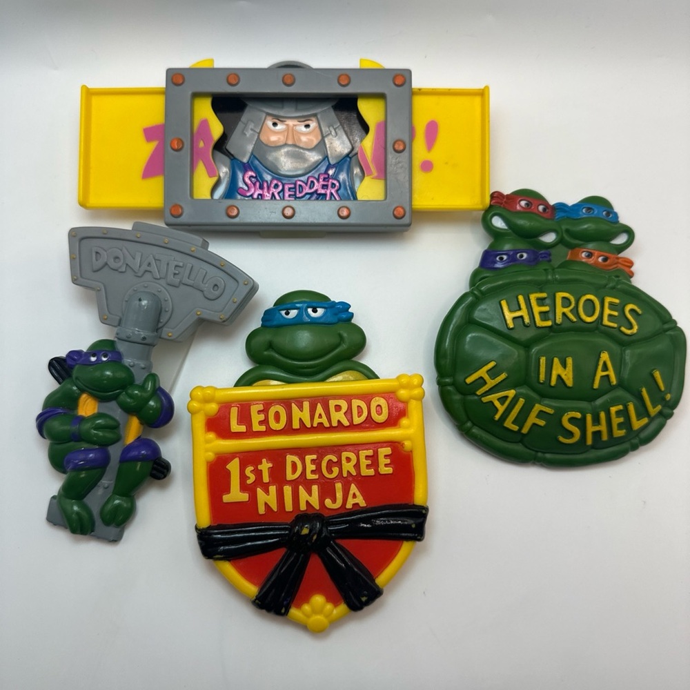 Teenage Mutant Ninja Turtles TMNT Lot Toys Arcade Book Fanny Pack Collectibles - Picture 3 of 15